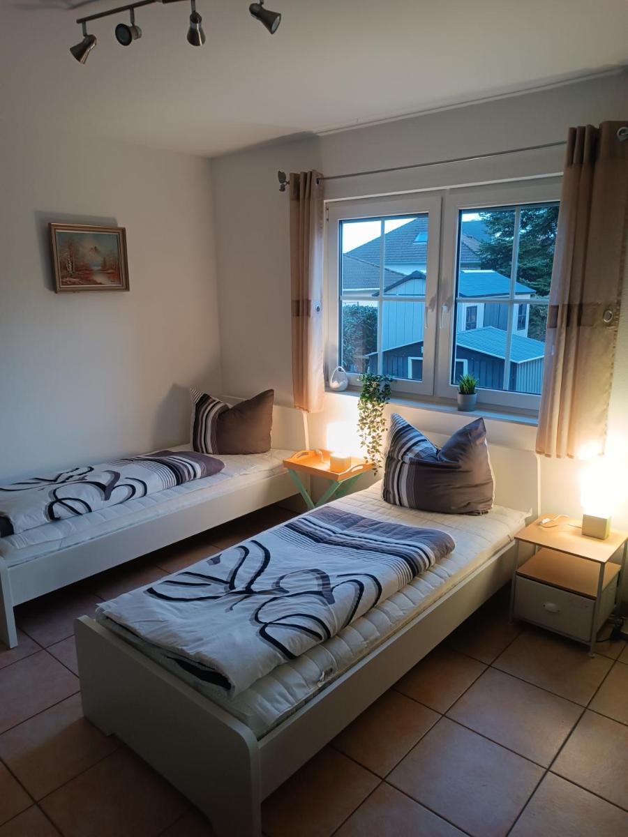 Ferienhaus an der Ronneburg - Housity