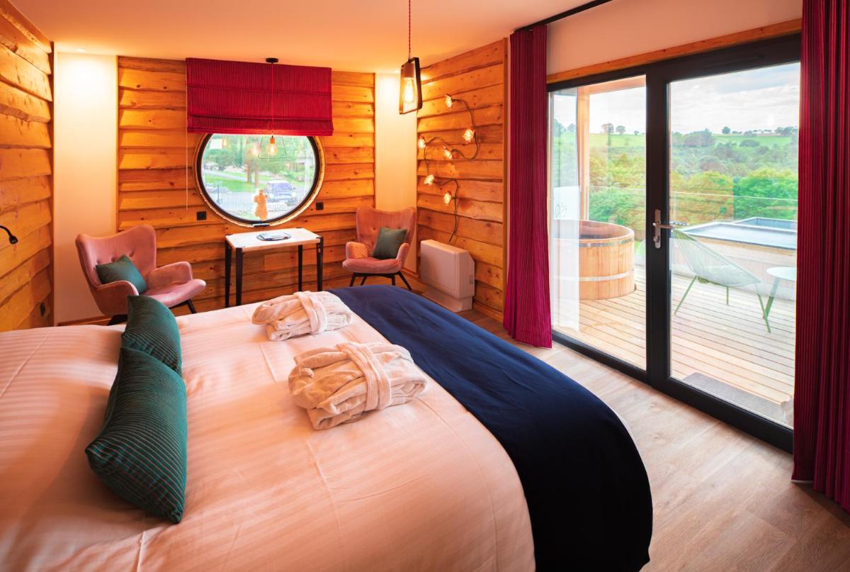 Le Hameau des Sens - Housity