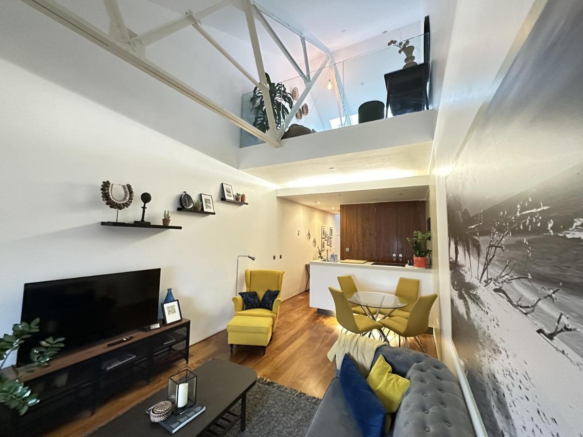 RWY Suite48 Luxury Suite with optional parking - Housity