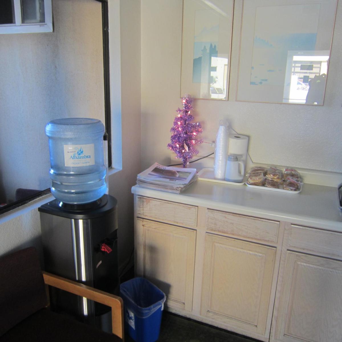 Pacific Best Inn - Housity