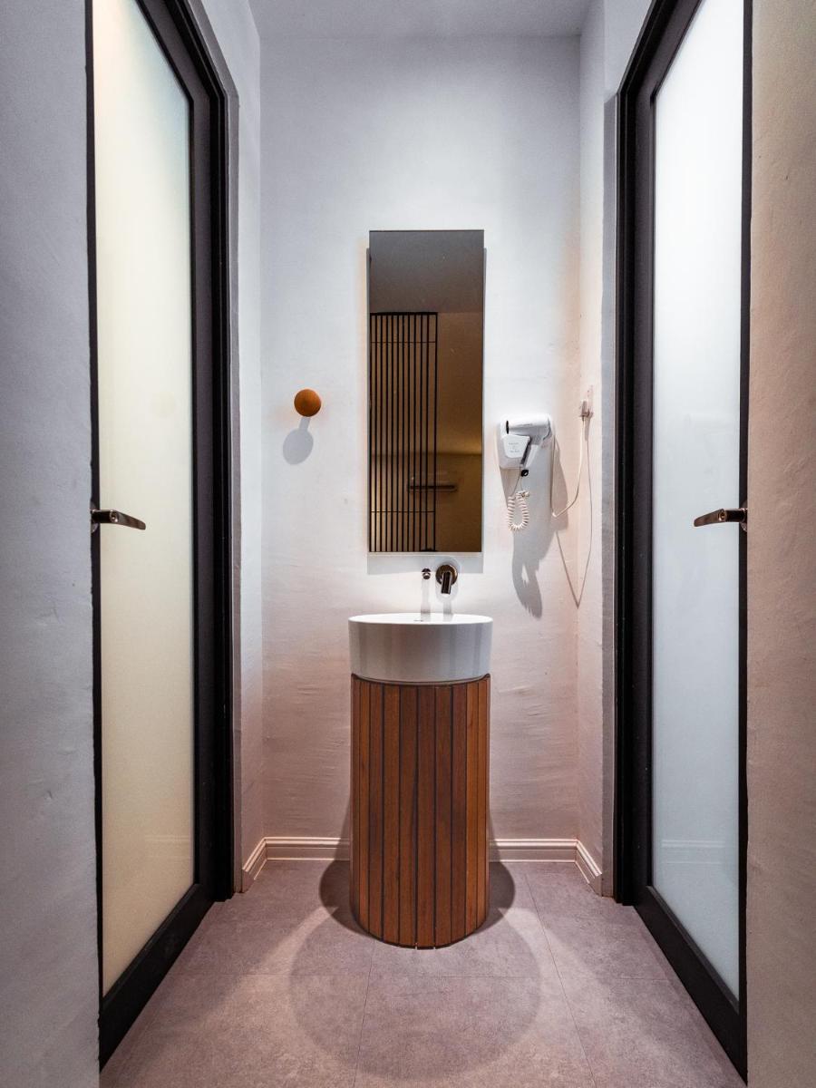 T+ PREMIUM HOTEL - Housity
