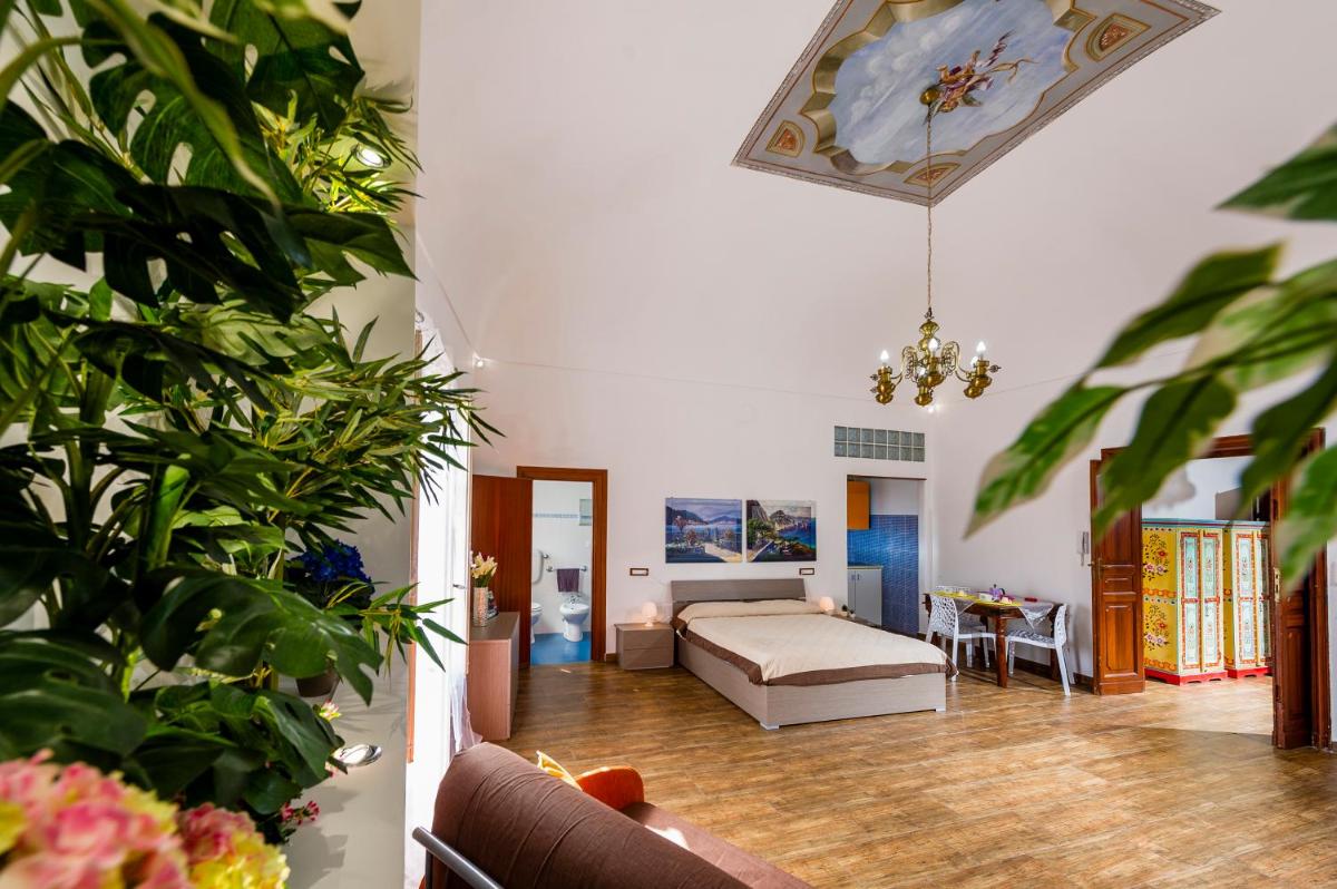 Oasi del Libro - Housity