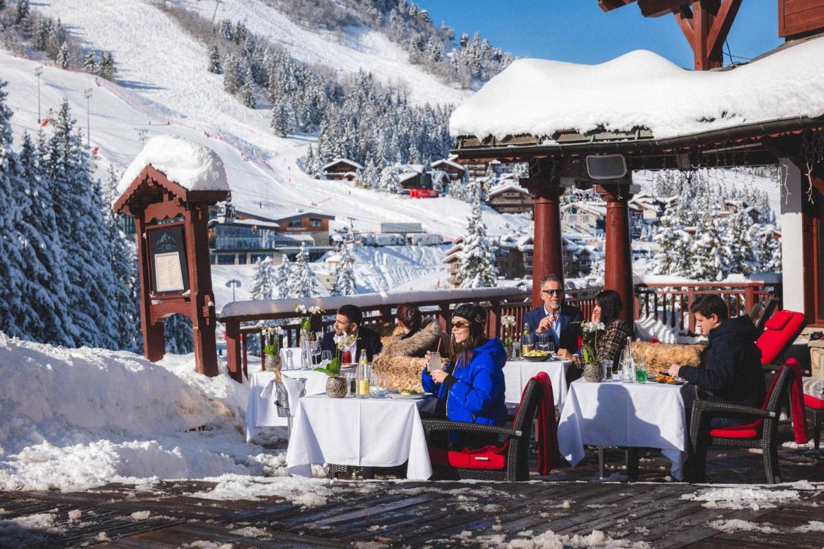 L'établissement Hotel Carlina en hiver