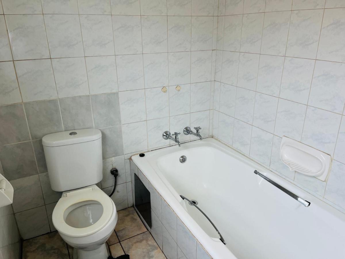 House 210 holiday rentals - Housity