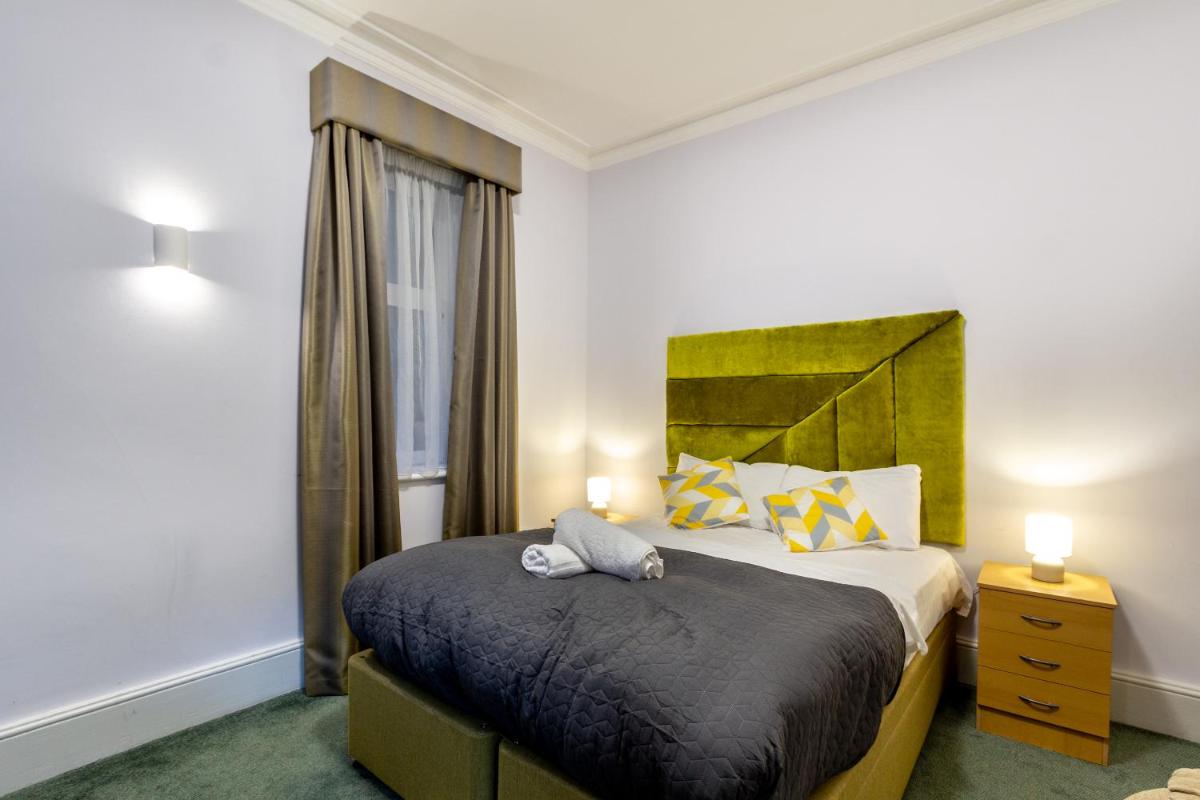 London Gatwick Inn - Housity