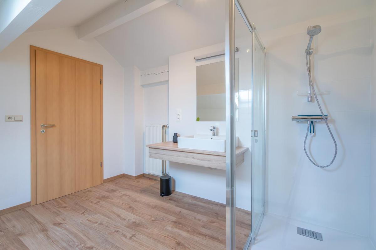 Chill Nadrin - Housity