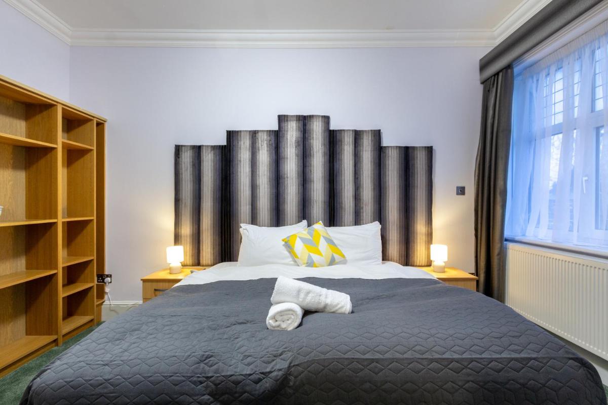 London Gatwick Inn - Housity
