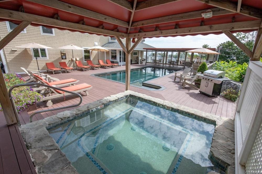 The Trident Inn - Housity