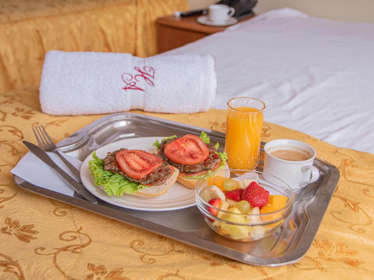 HOTEL AVENIDA - Housity