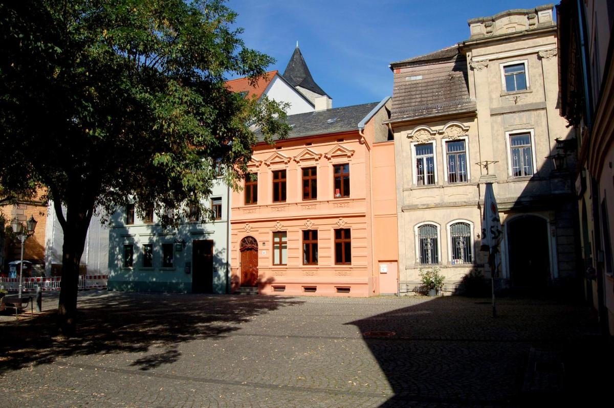 Ferienwohnung am Saalebogen - Housity