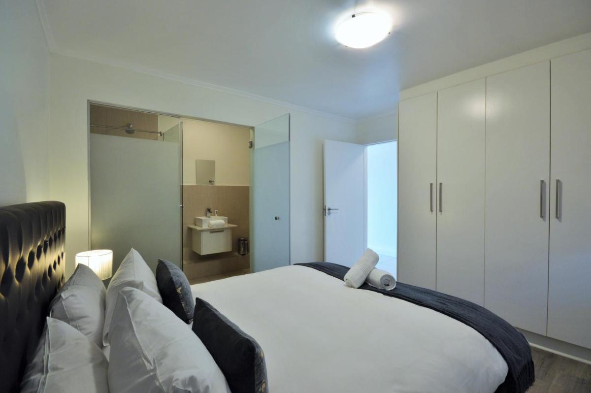 Quayside 1 Bedroom Apartment in Century City - Housity