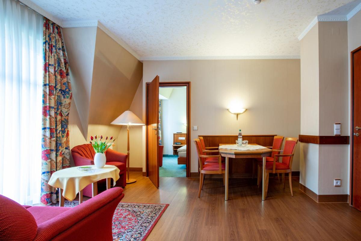 2 Raum Apartment großer Balkon - Housity