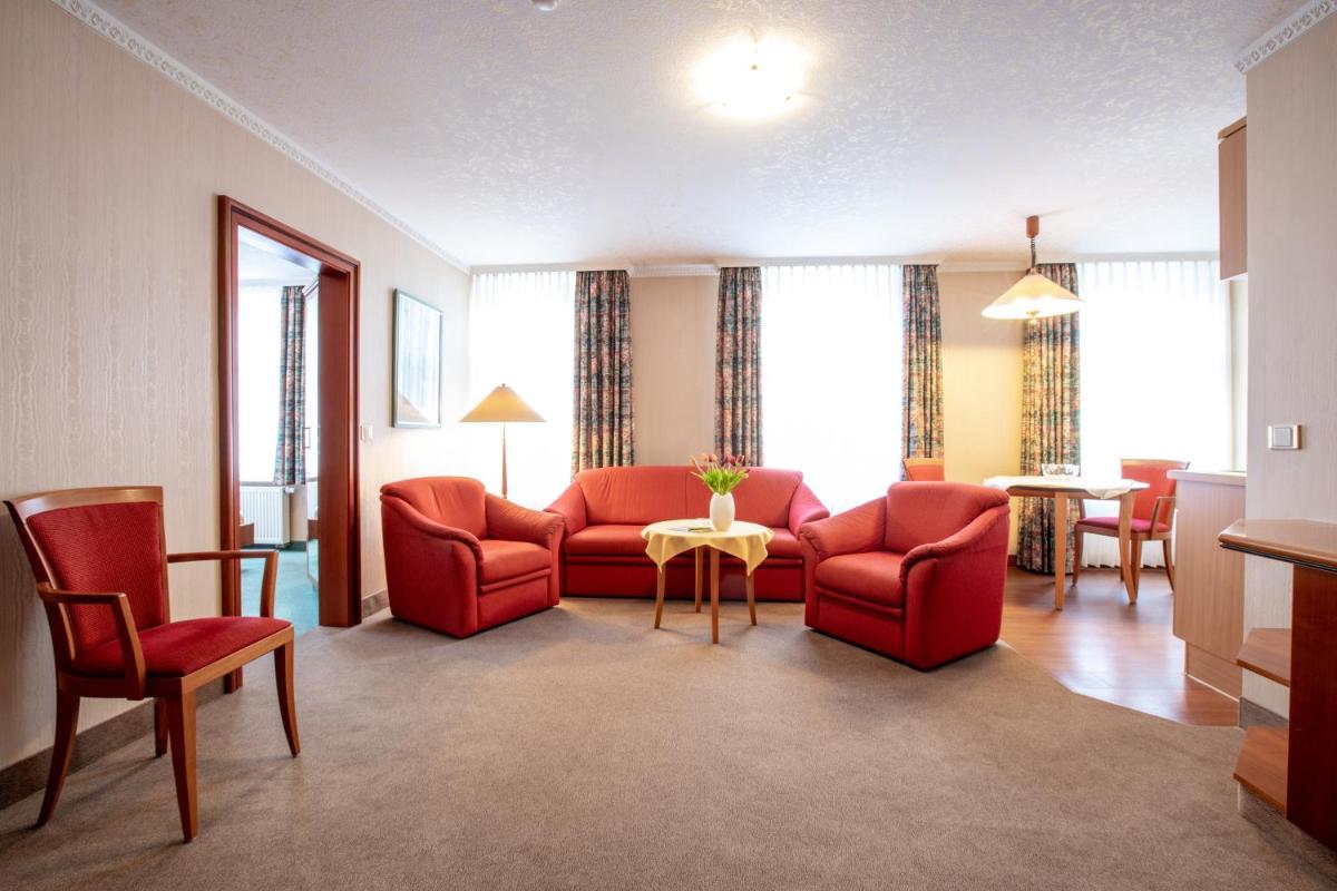 2 Raum Apartment großer Balkon - Housity