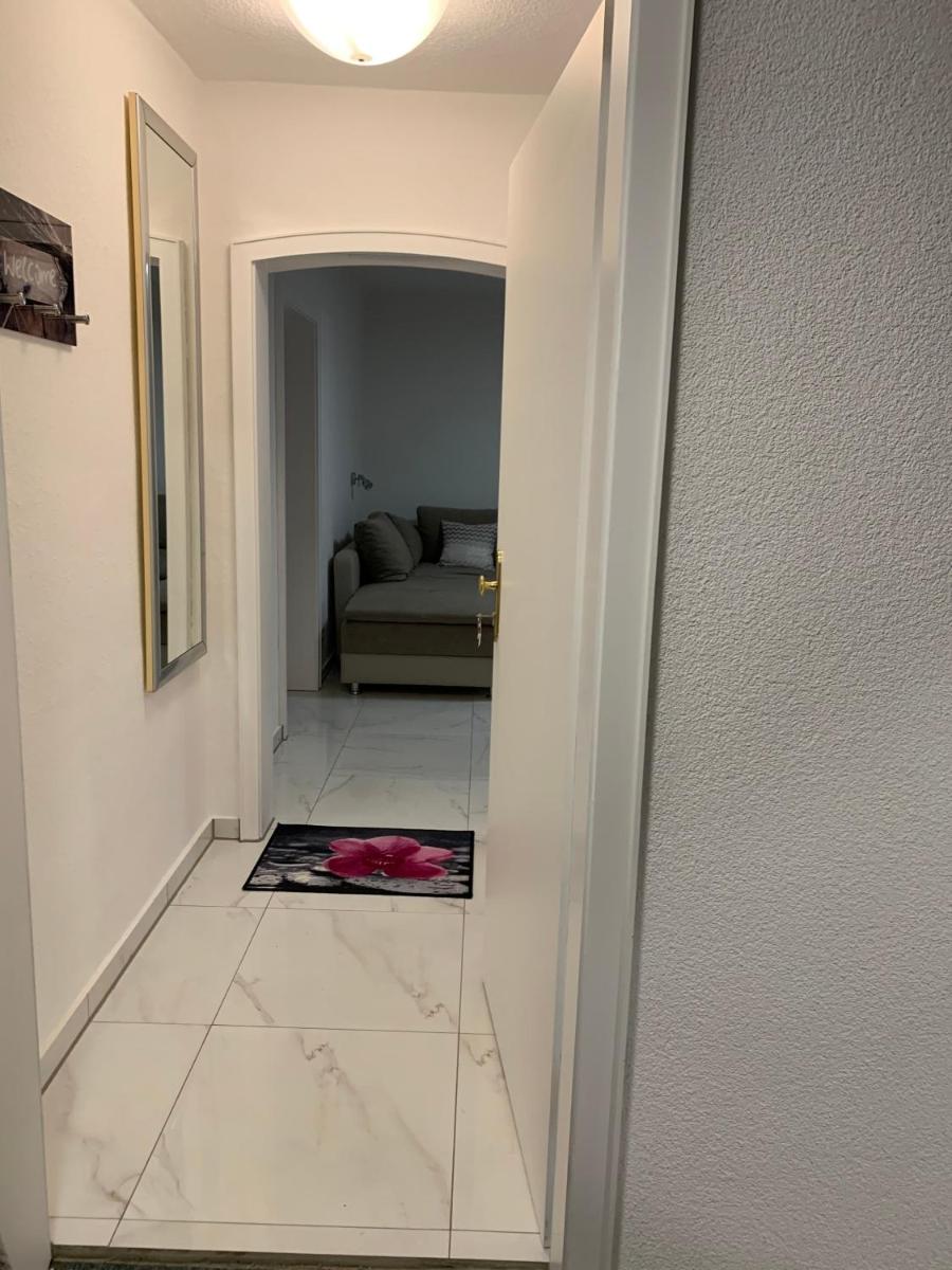 Moderne 2 Zimmer Wohnung mit Vollausstattung - Housity