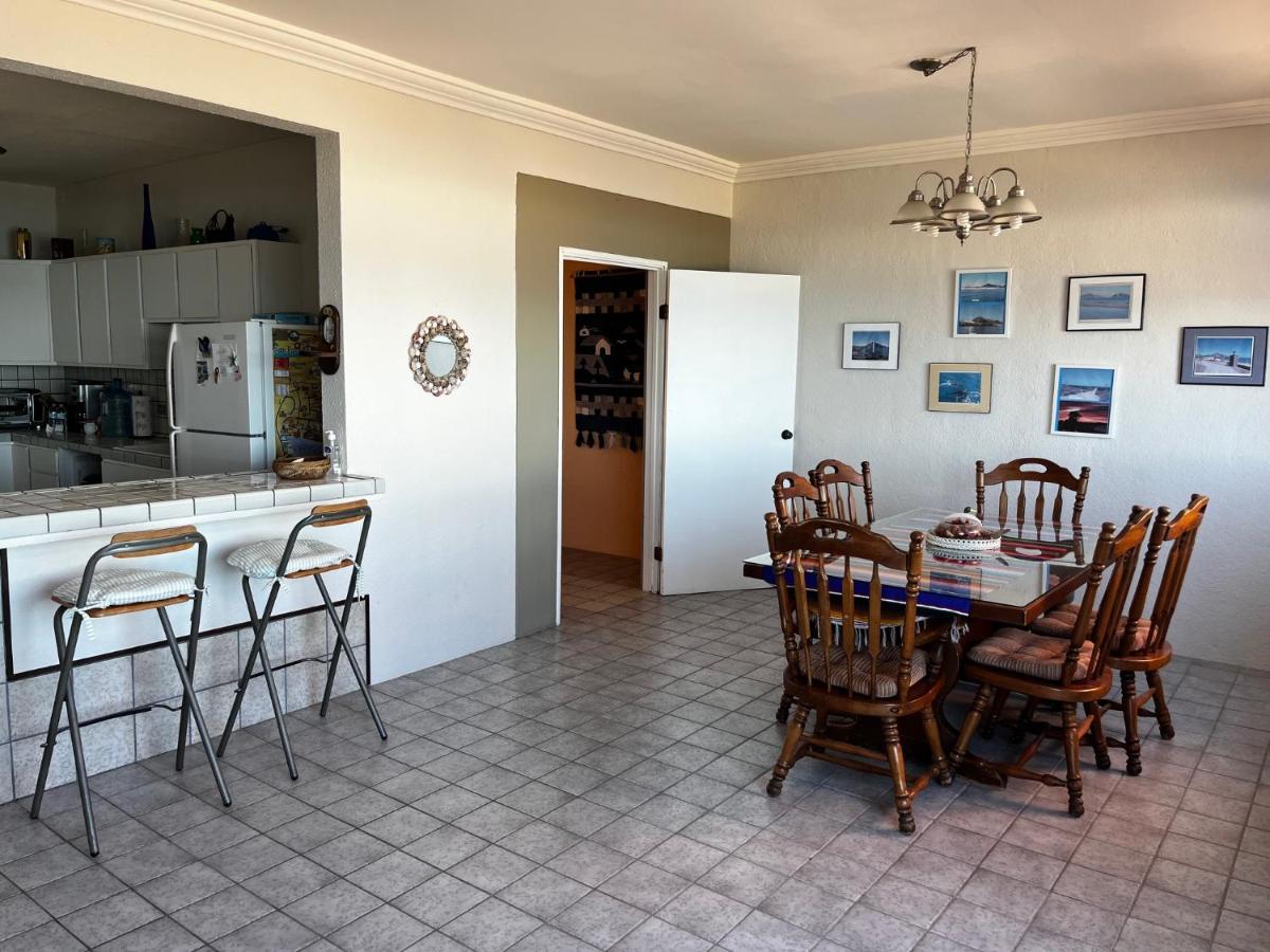 Beachfront, 2 bedroom Condo in San Felipe - Housity