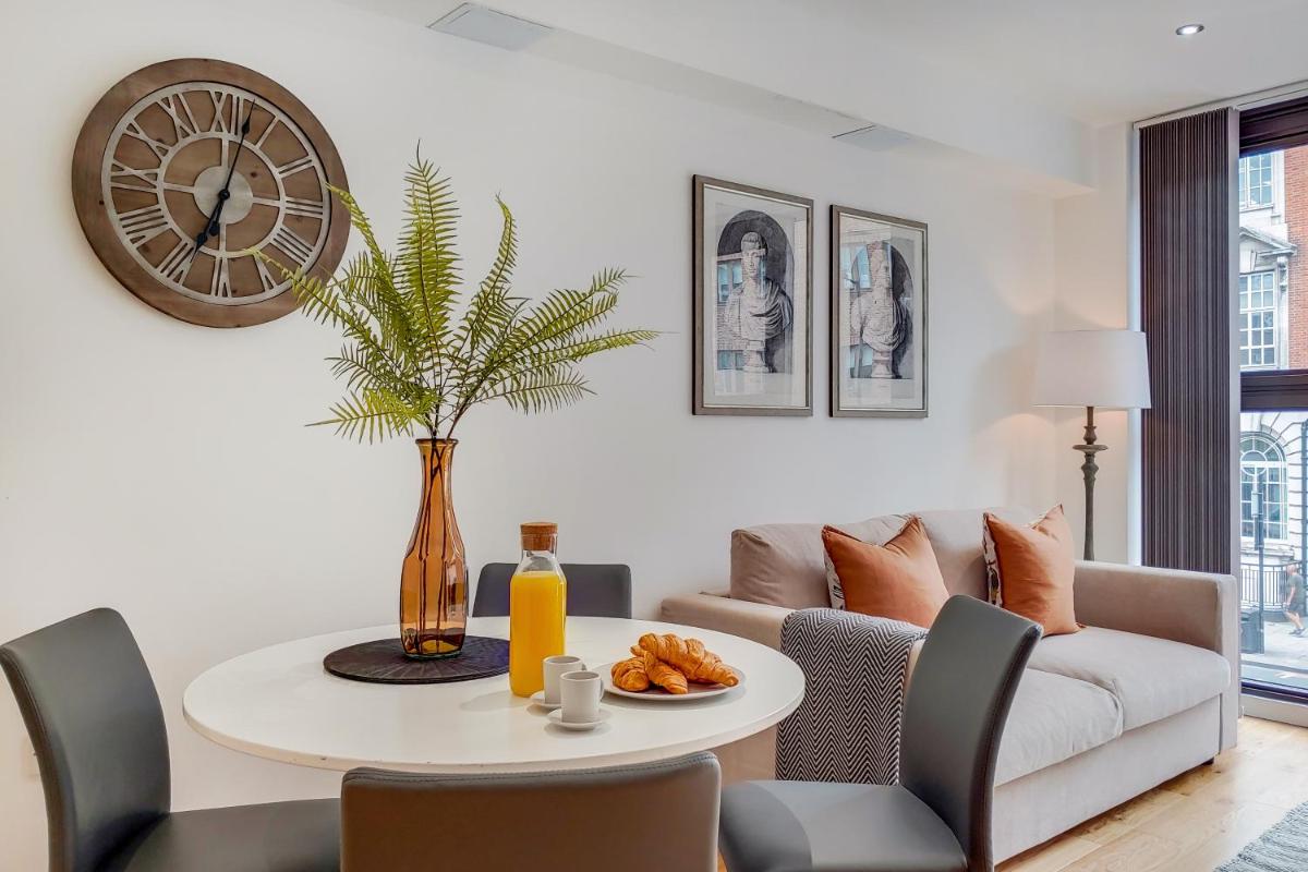 The Borough Collection - by Short Stories London - Housity