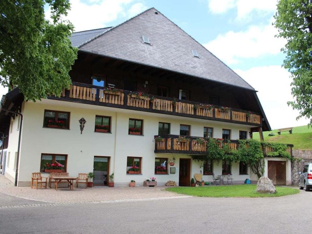 on the Willmann farm - Housity