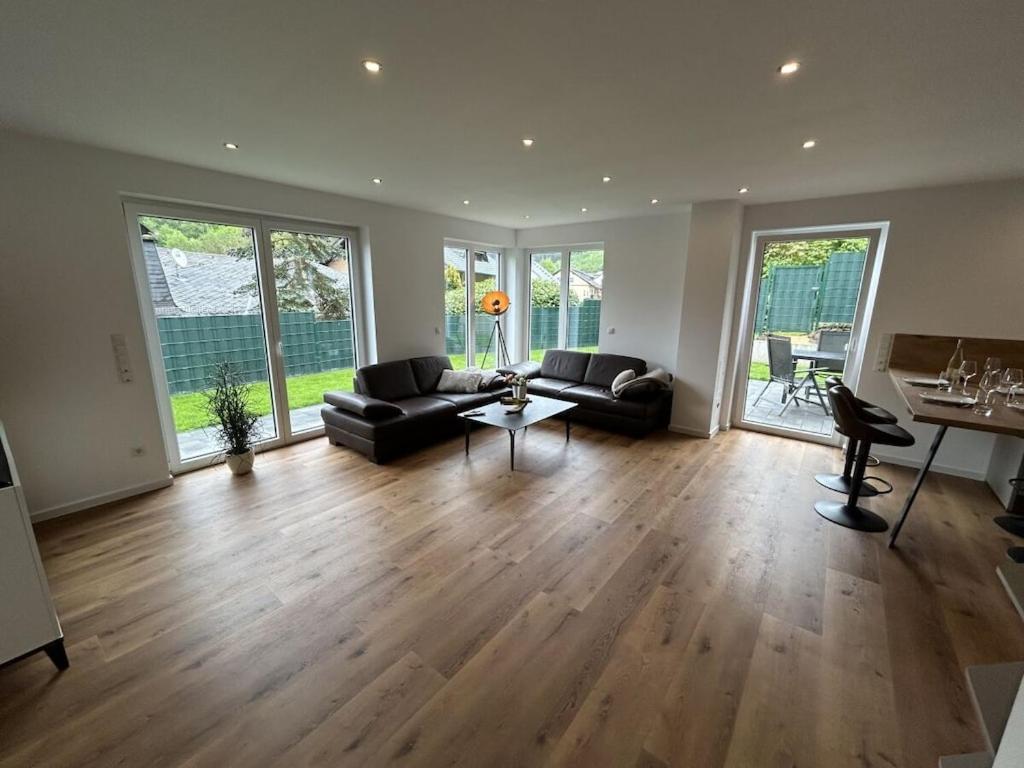 Wellness holiday home with steam bath & sauna in the Eifel - Housity