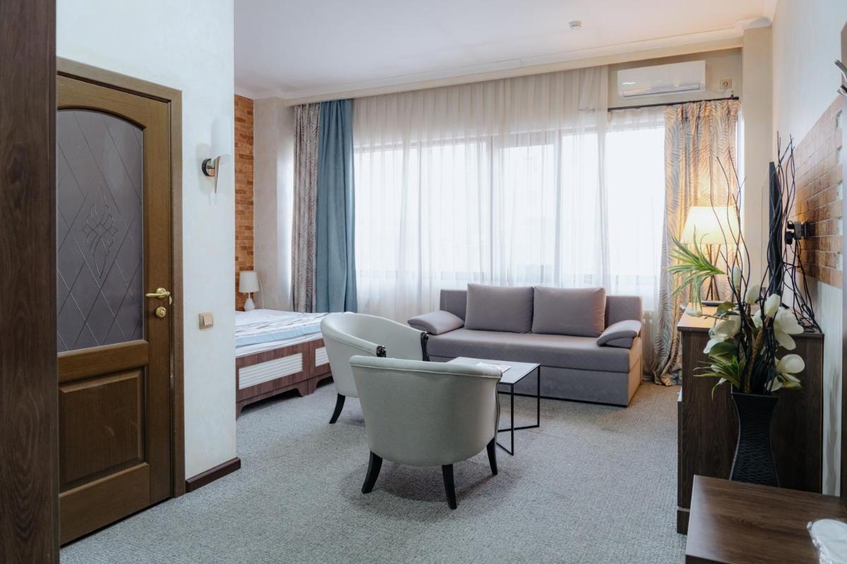 Bishkek Centrum Hotel - Hizvo