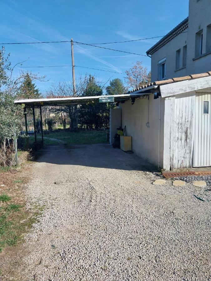 domaine de lazuel à 2,5km du centre ville - Housity