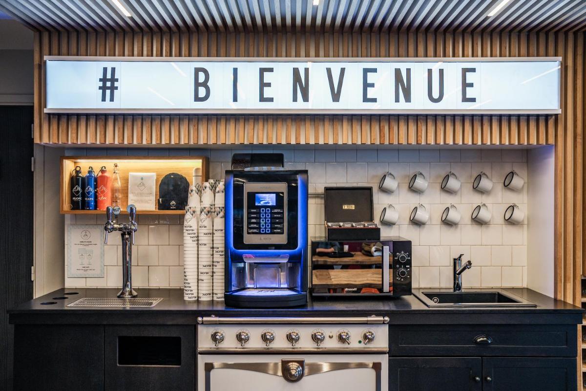 Cuisine ou kitchenette dans l'établissement Heliopic Hotel & Spa