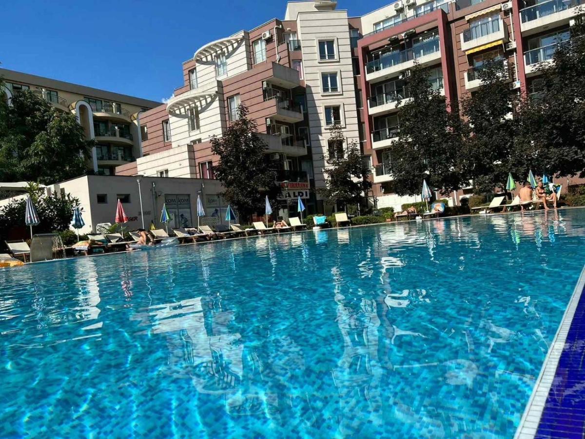 Cozy studio in the center of sunny beach - Housity