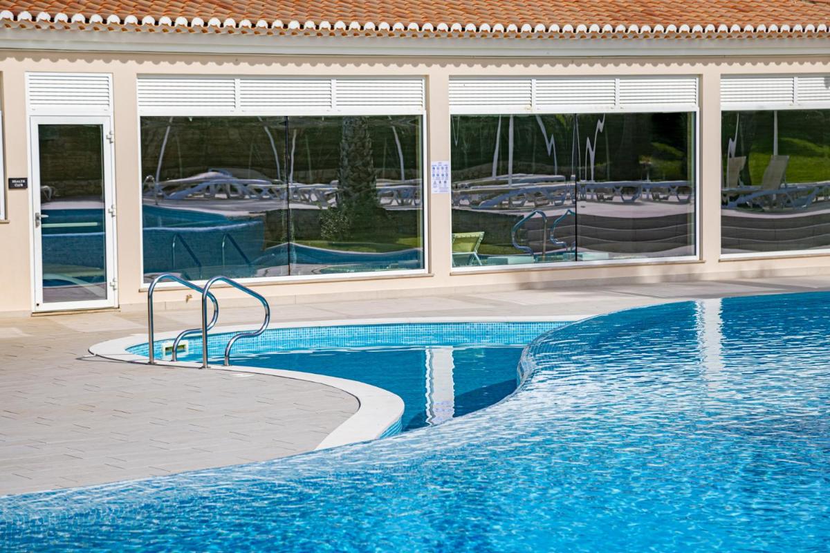 A piscina em ou perto de Clube Porto Mos - Sunplace Hotels & Beach Resort