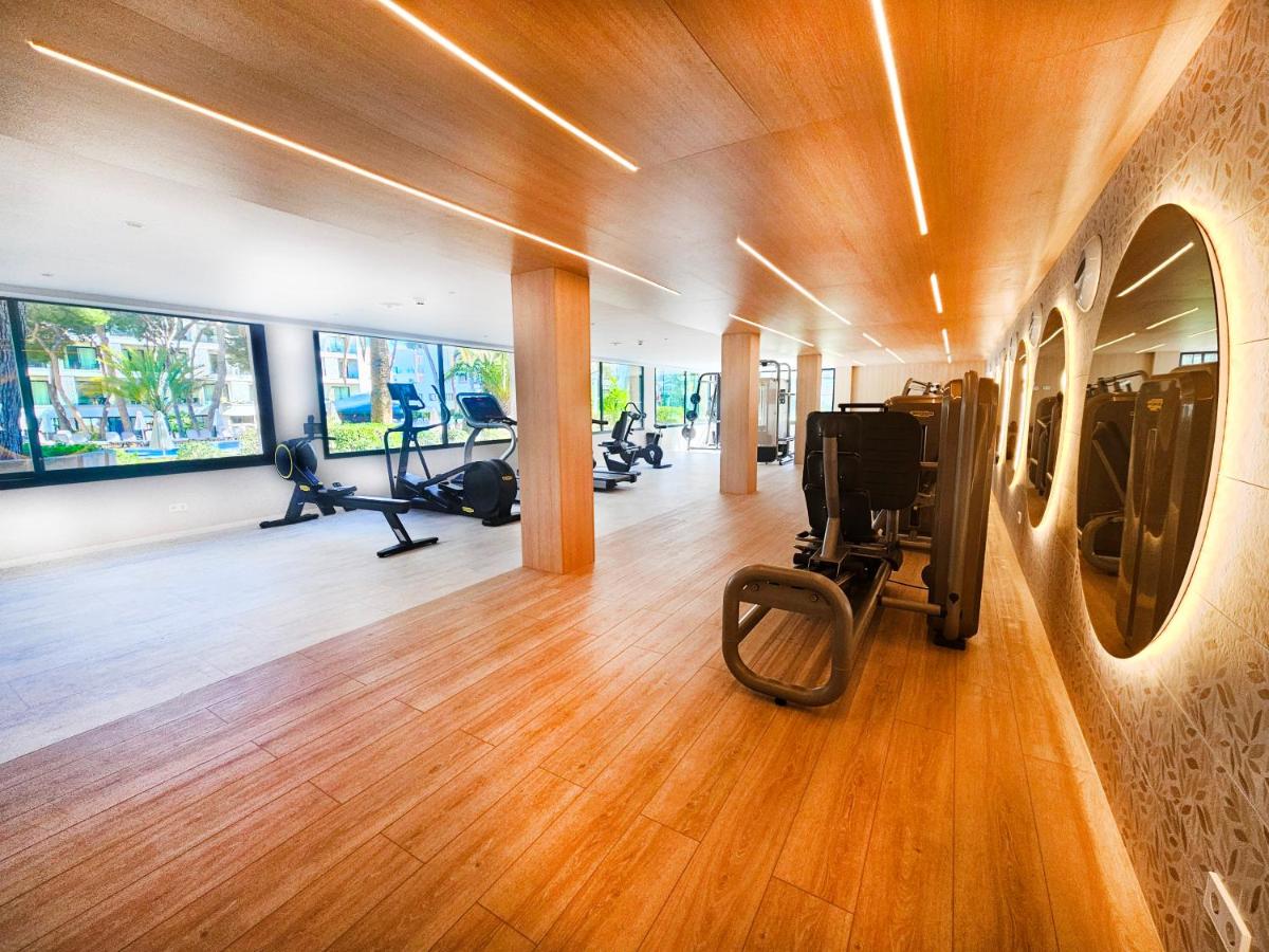 Gimnasio o instalaciones de fitness de Hotel & Spa S'Entrador Playa