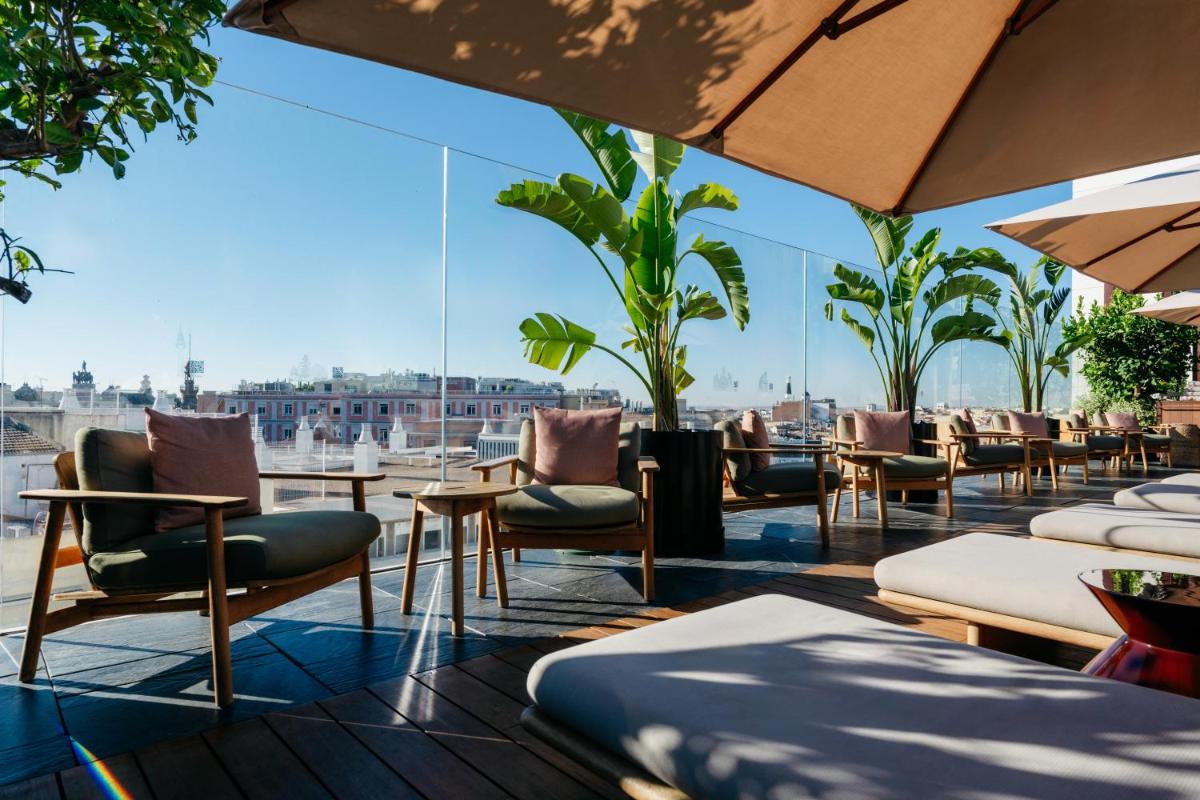 Un restaurante o sitio para comer en Thompson Madrid, by Hyatt