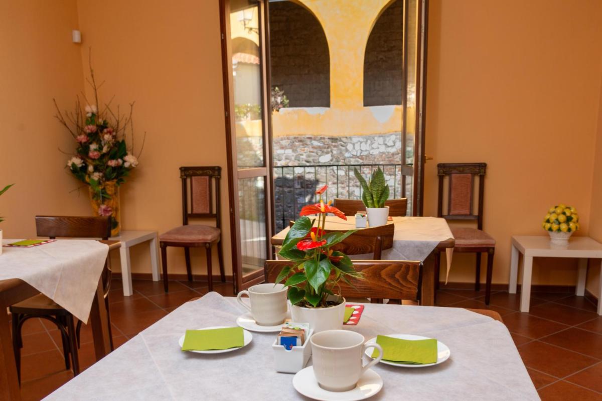 La Rocca Relais - Housity