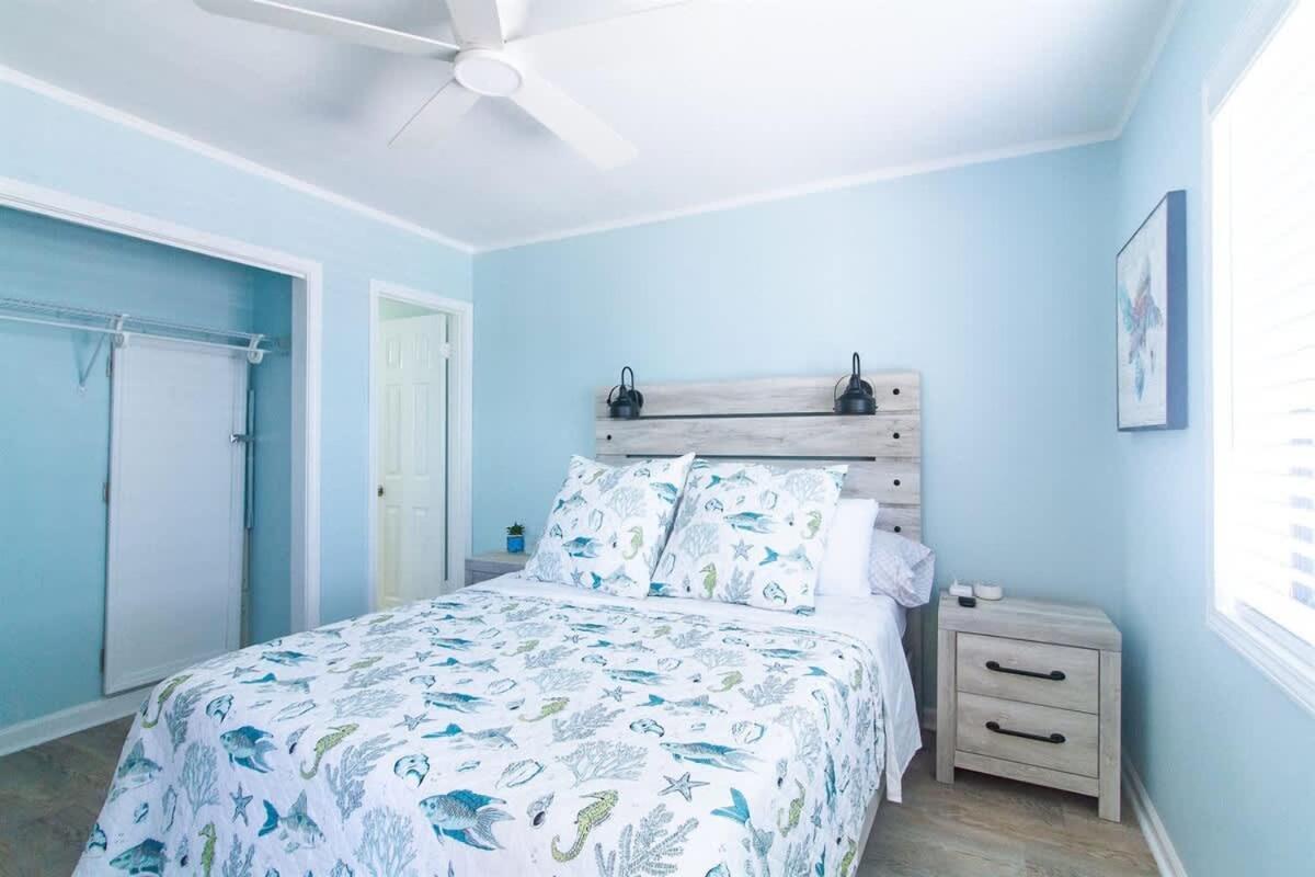 Beach Harbour 16 @ The Carolina Beach Boardwalk - Full Remodel! - Housity