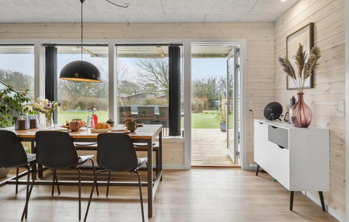 Three-Bedroom Holiday Home In Vestervig - Housity
