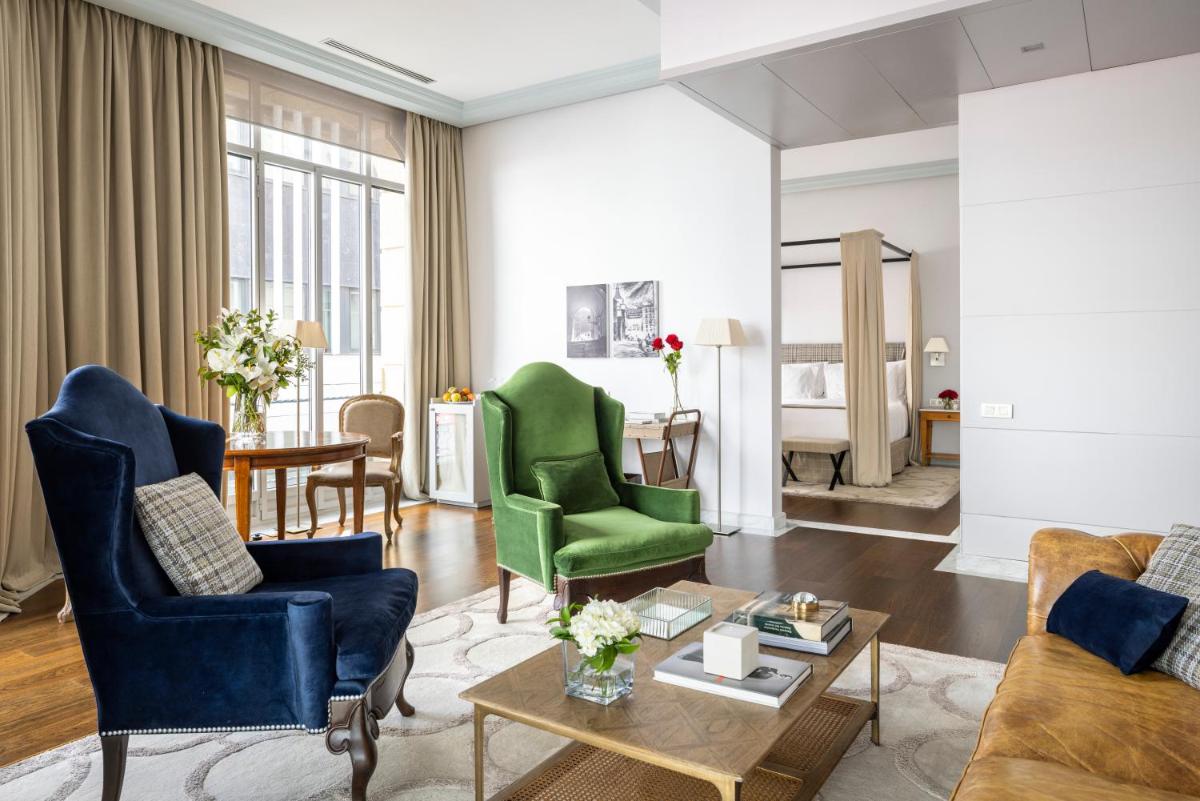 Zona de estar de URSO Hotel & Spa, a Small Luxury Hotel of the World