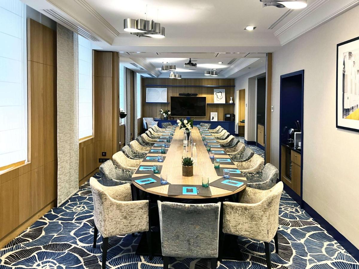 Coin salon dans l'établissement Sofitel Paris Le Faubourg