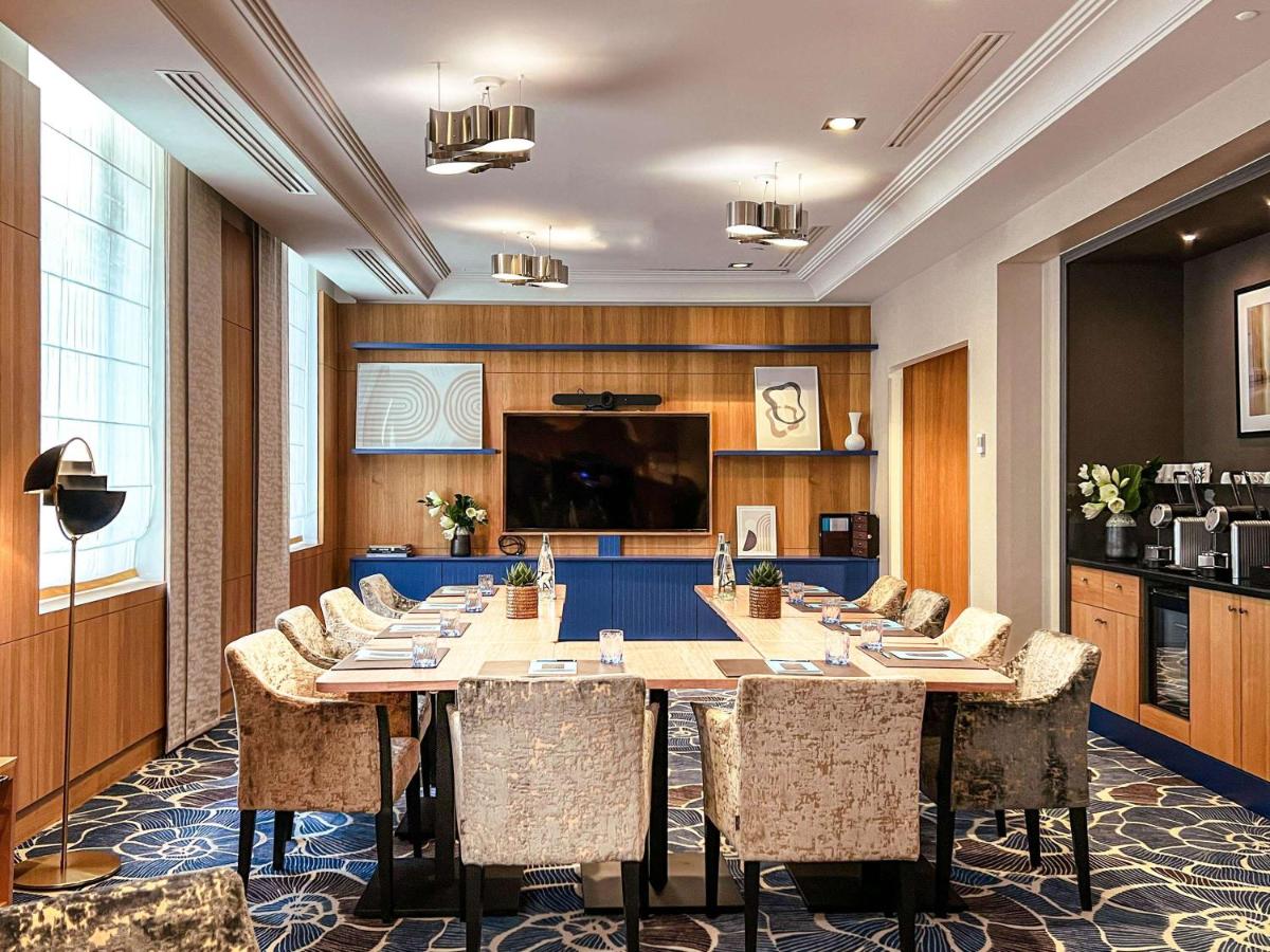 Cuisine ou kitchenette dans l'établissement Sofitel Paris Le Faubourg