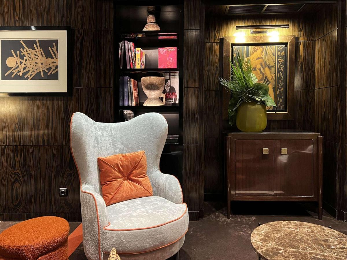 Coin salon dans l'établissement Sofitel Paris Le Faubourg