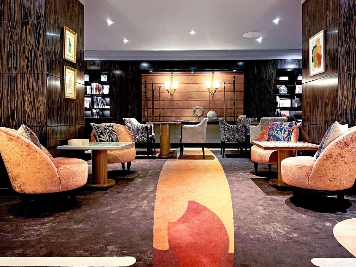 Coin salon dans l'établissement Sofitel Paris Le Faubourg