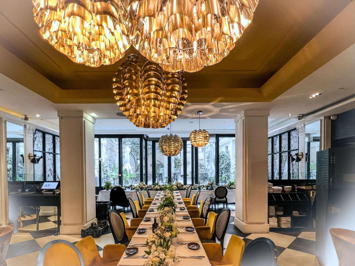 Coin salon dans l'établissement Sofitel Paris Le Faubourg