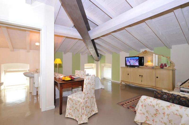 B&B La Mongolfiera - Housity
