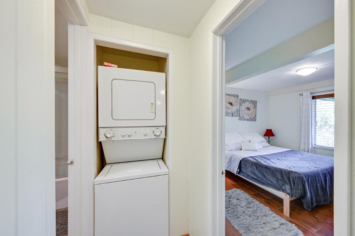 La Mesa Vacation Rental about 12 Mi to San Diego! - Housity