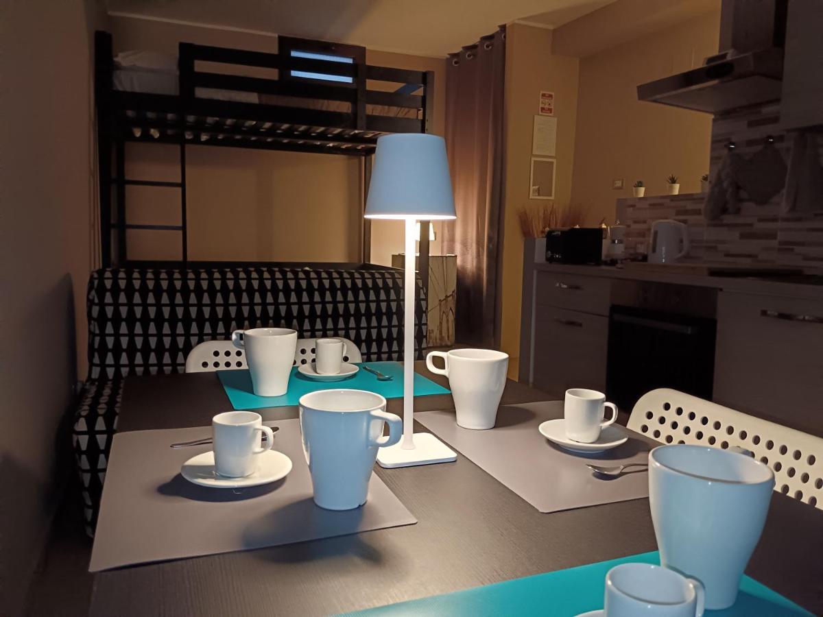 U Peri Alivu House - Housity