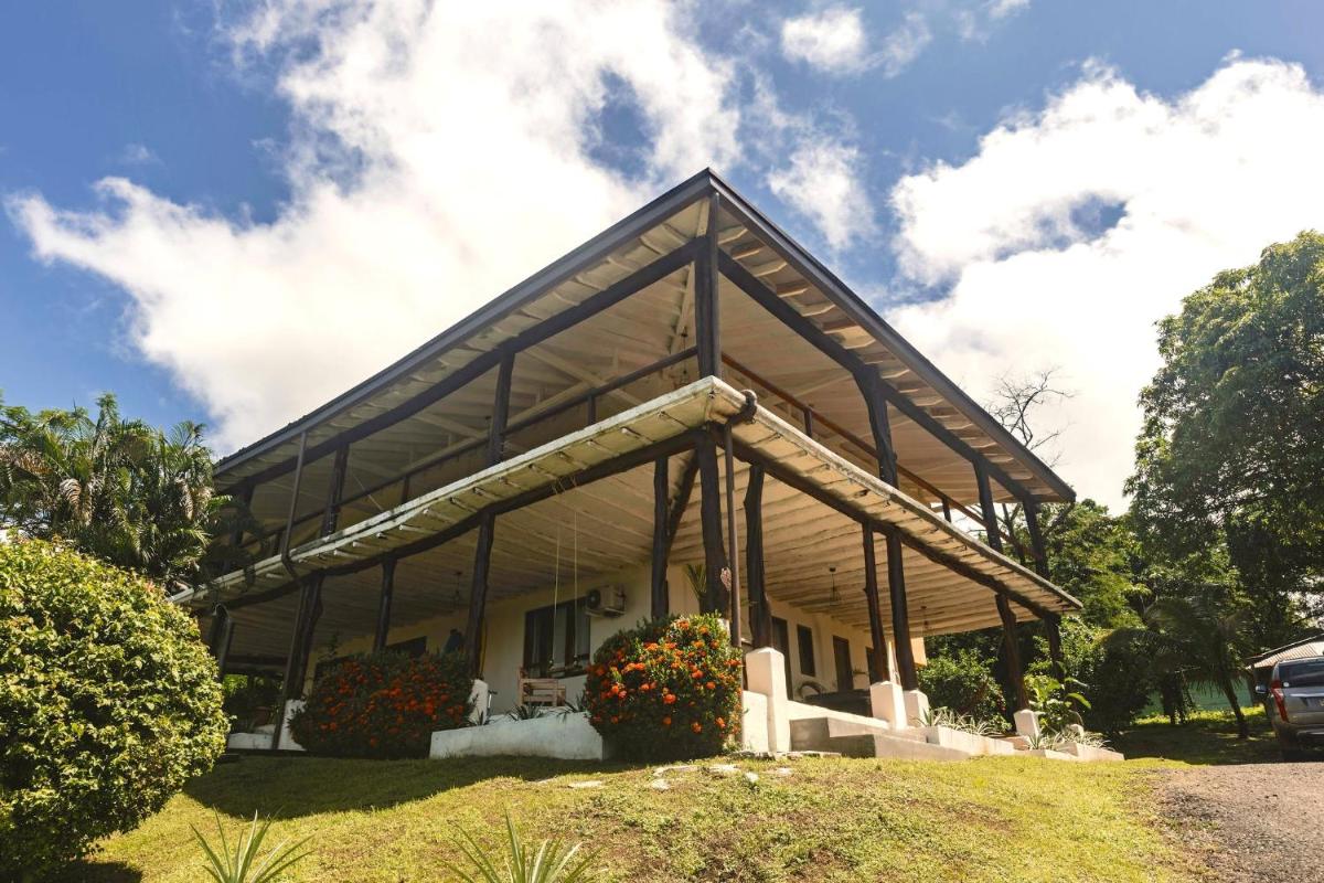 Venao Surf Lodge - Housity