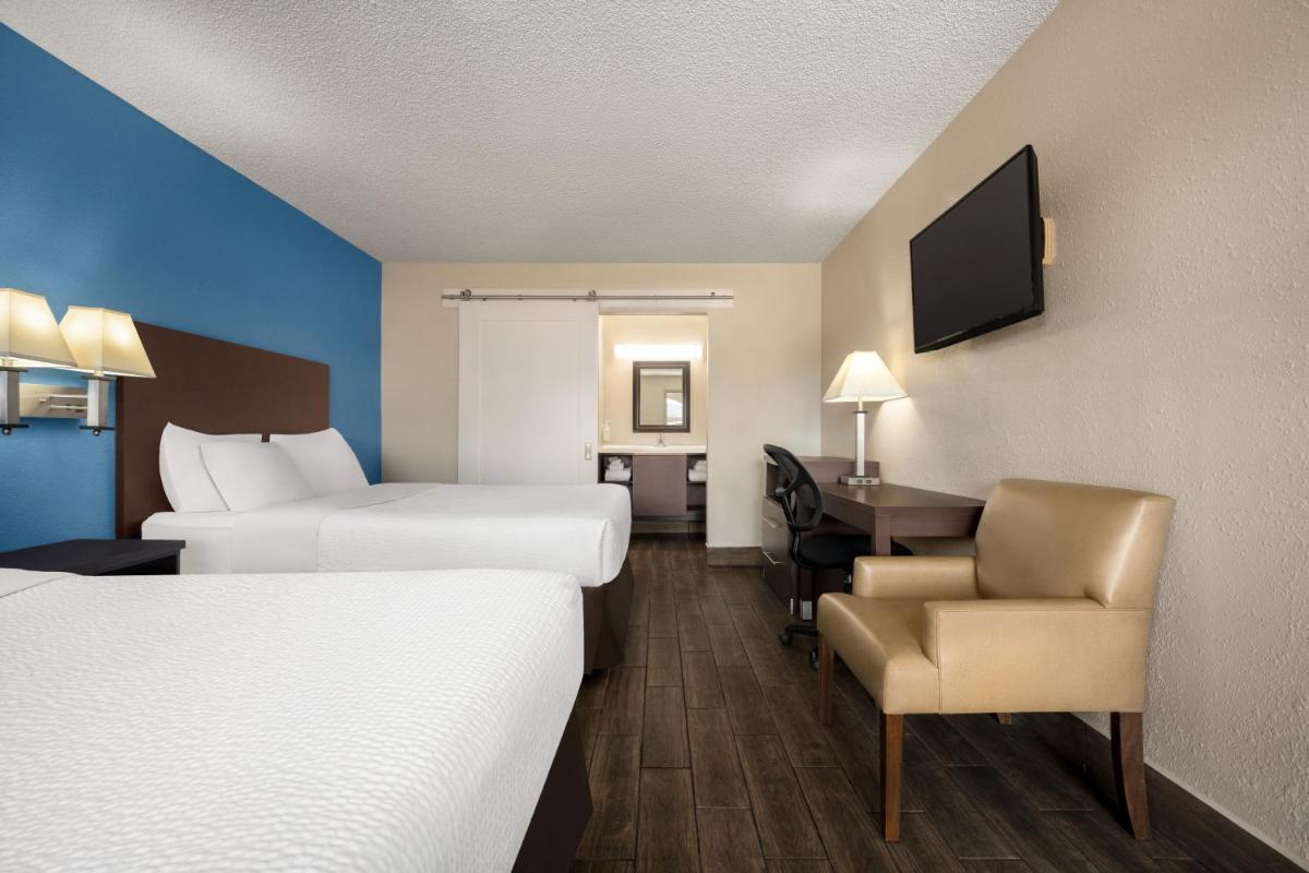 Baymont by Wyndham Kingman - Housity