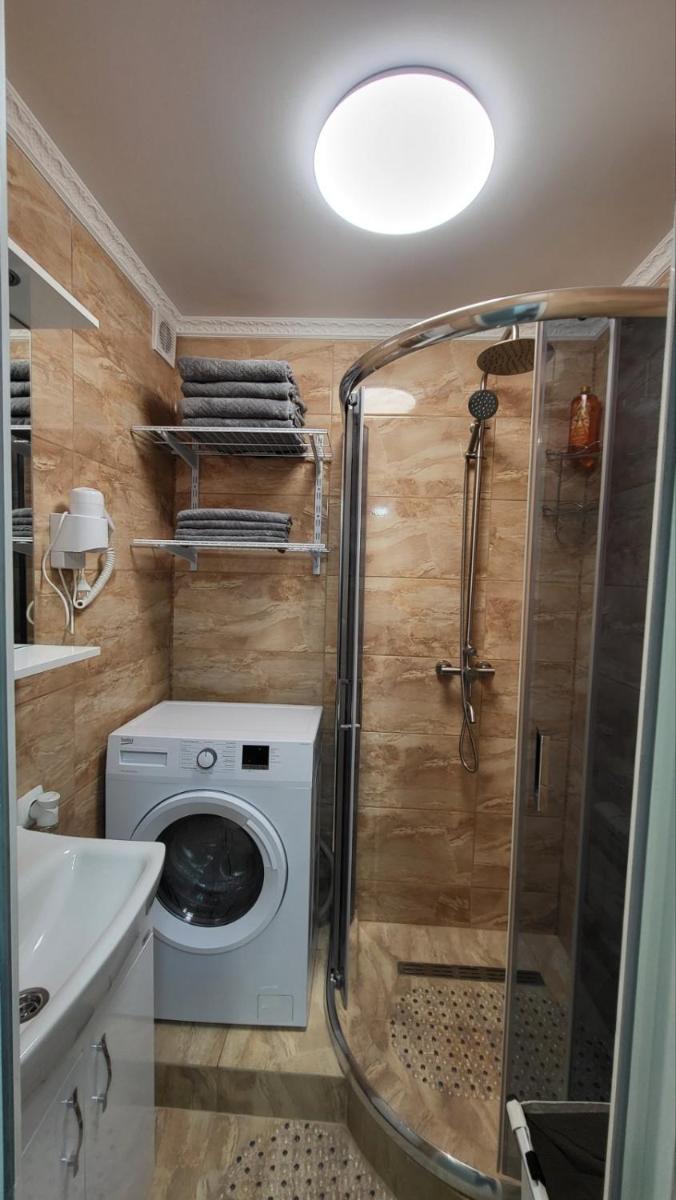 2-х кім.квартира в центрі Берегова - Housity
