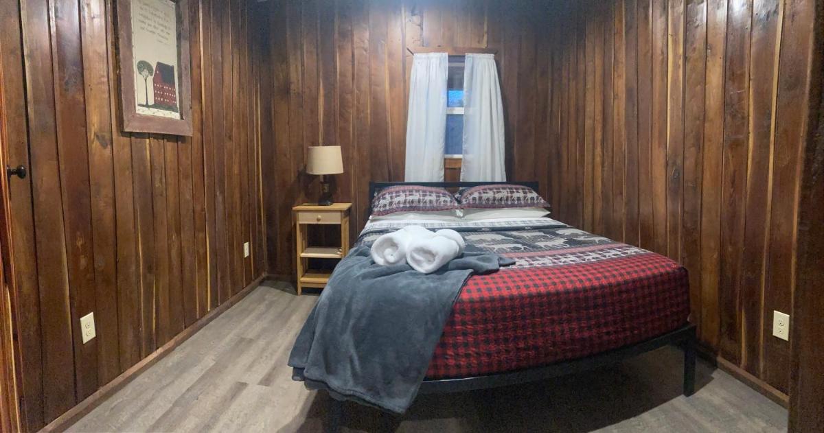 Restful River Cabin, Red River Gorge, KY, River Access & Views - Housity