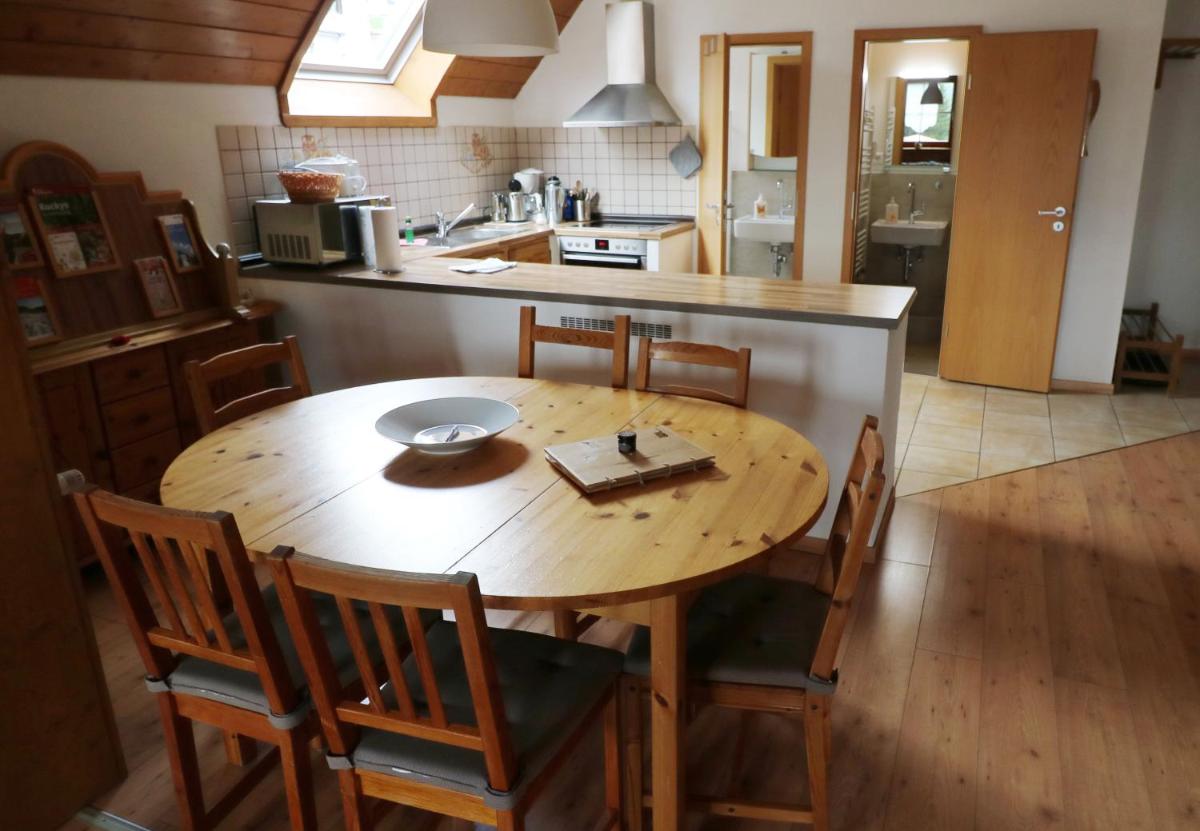 Ferienwohnung Seeblick Nr 3, 2 Zi-Bärental, Feldberg - Housity