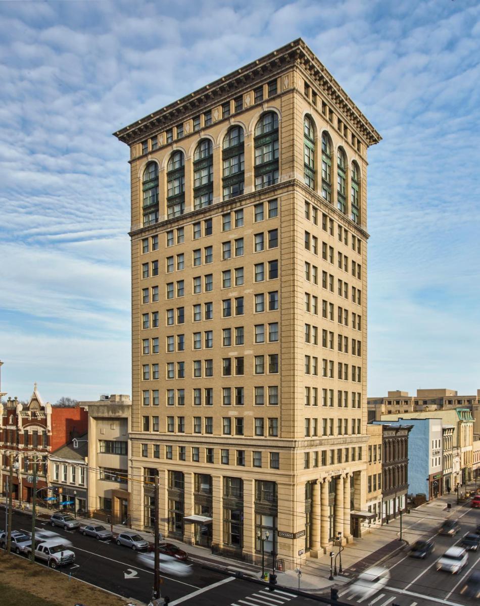 21c Museum Hotel Lexington - Housity