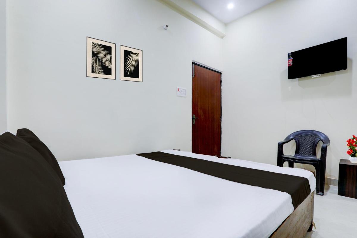 Super Hotel O Sudhirpur near Phonix Hospital - Hizvo