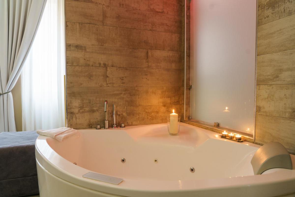 Corso Boutique Luxury Rooms - Housity
