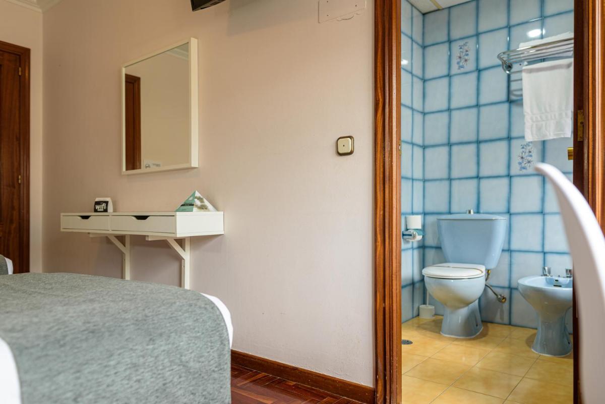 Hotel City Express Comercio - Housity